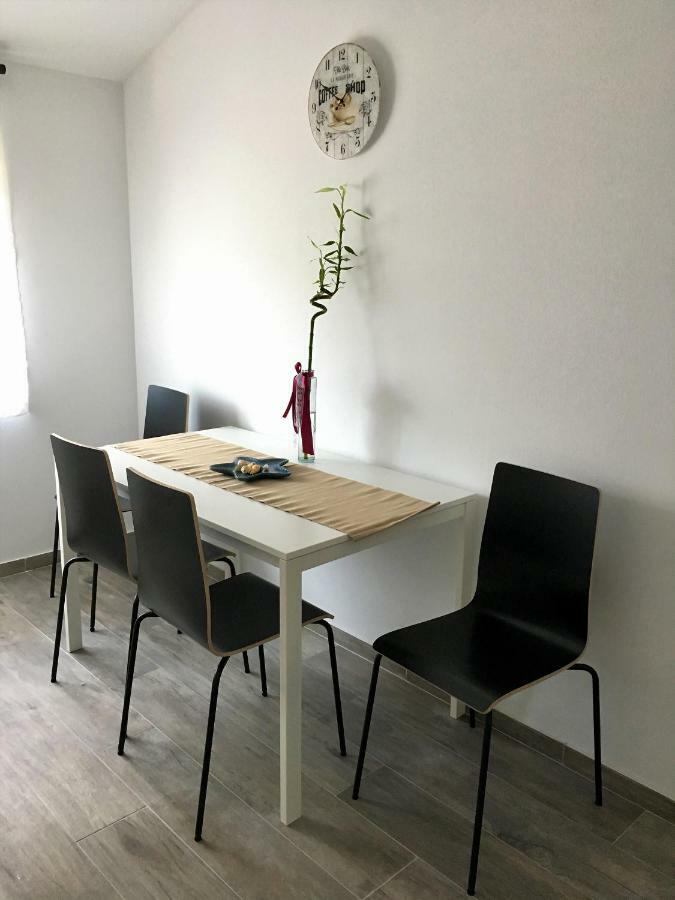 Fine & Shine Apartment